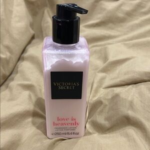 Victoria's Secret Pink Love Is Heavenly Lotion with Black Pump
